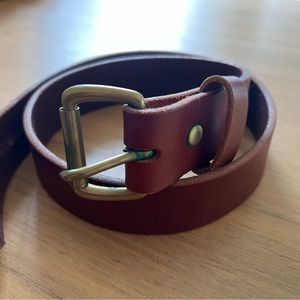 Men’s standard and strange leather belt size 30